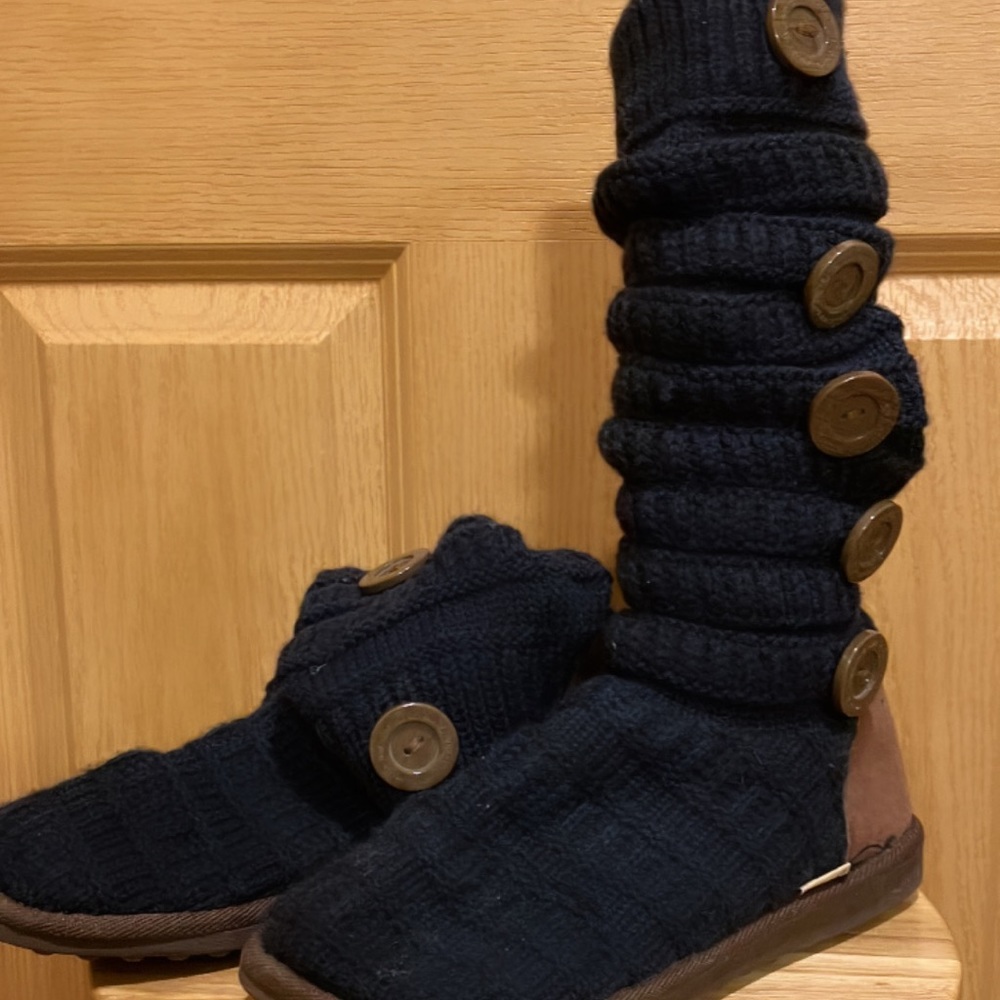 Slouchy boots
